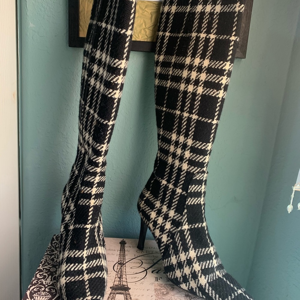 Burberry boots